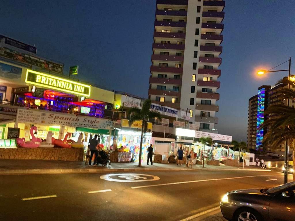 Blue Bay Paradise - Beach Front Apartment With Sea View بلايا بارايسو المظهر الخارجي الصورة