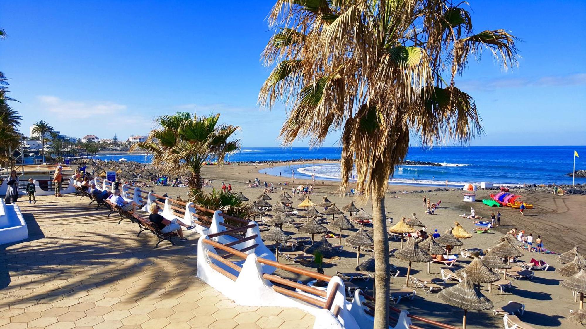 Blue Bay Paradise - Beach Front Apartment With Sea View بلايا بارايسو المظهر الخارجي الصورة