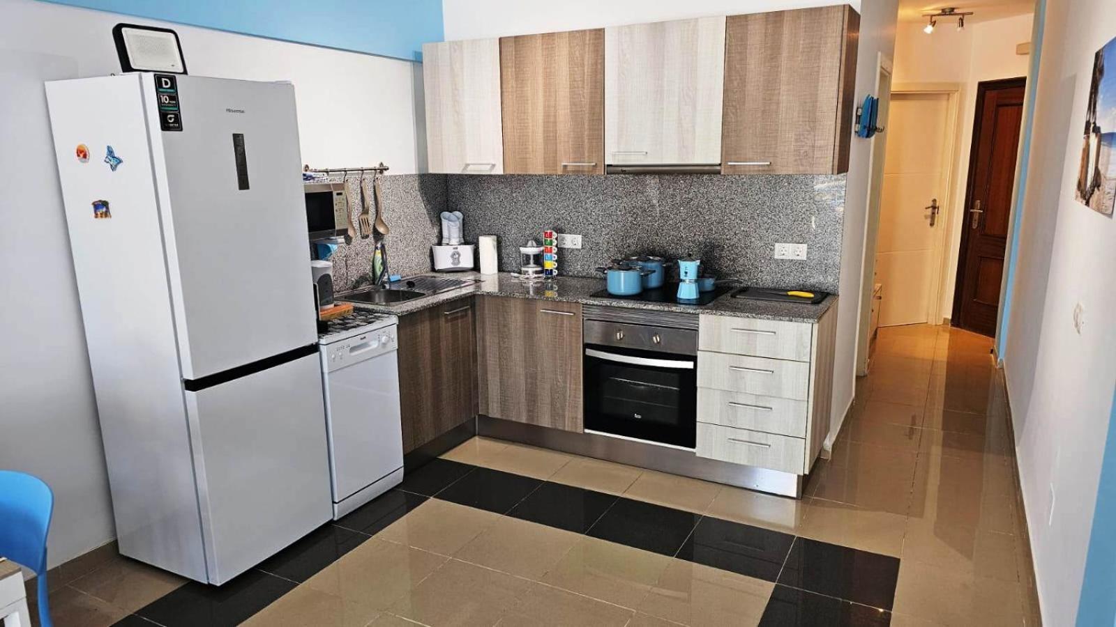Blue Bay Paradise - Beach Front Apartment With Sea View بلايا بارايسو المظهر الخارجي الصورة